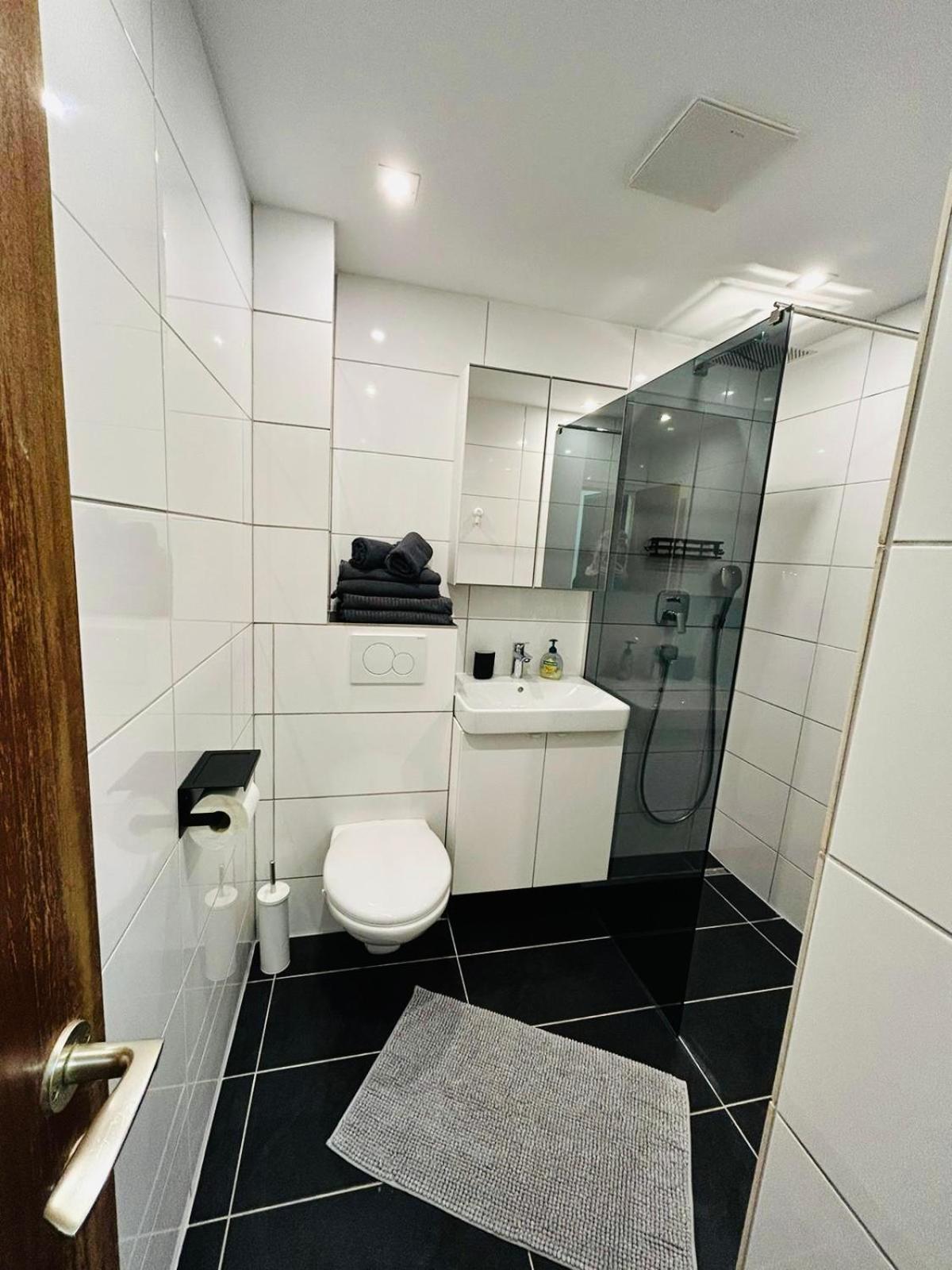 Wellness-Apartment Seefeld And Chill Spa Im Zentrum Mit Pool, Sauna Und Netflix For Free ゼーフェルト・イン・チロル エクステリア 写真